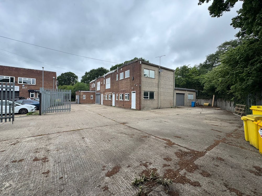 Totman House, Totman Close Brook Road Industrial Estate - IMG20250604WA0012.jpg