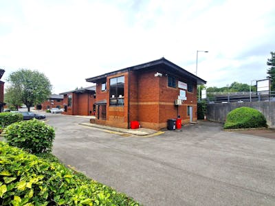 3a Acorn Business Park, Stockport, Office To Let - 20240819_152923.jpg