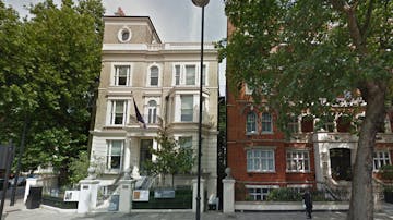 Tower House, 226 Cromwell Road, Kensington, Office To Let - TowerHouse 226 Cromwell Road Kensington SW5 Office for rent West London EXT 2 pic.jpg