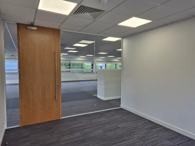 Unit E, Stockport, Office To Let - 20260910_101956.jpg