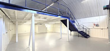 Arch 257, Paradise Row, Bethnal Green, London, Warehouse & Industrial / Offices / Warehouse & Industrial To Let - 20251030_1112340  Edited.jpg - More details and enquiries about this property