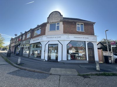 5A Chessington Parade, Chessington, Residential For Sale - IMG_4409.JPG