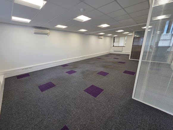 16, Capricon Centre, Cranes Farm Road, Basildon, Office To Let / For Sale - IMG20250604WA0074.jpg