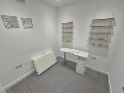 359 Ainsworth Road, Manchester, High Street Retail To Let - Treatment Room