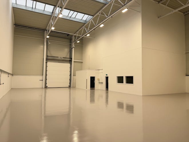 Units 7 Transigo, Thatcham, Industrial / Warehouse To Let - 3.jpg