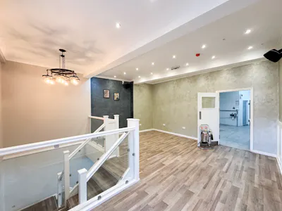 The Griffin Arcade, Unit 4, London, Retail To Let - unit 4 5 5.jpg