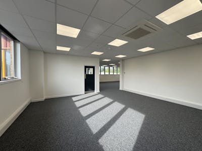 Unit C Holly Industrial Park, Watford, Industrial / Light Industrial / Trade Counter / Warehouse To Let - IMG_0522.jpg