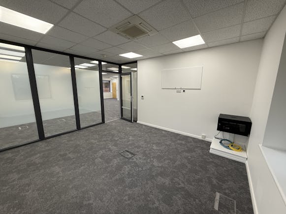 Unit 2,Falstaff House, Sandys Road, Malvern, Office To Let - Image 11