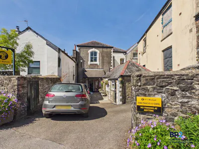 121 Rhosmaen Street, Llandeilo, Retail - In Town For Sale - CAM03725G0-PR0098-STILL002-thumbnail-h750-70.jpg