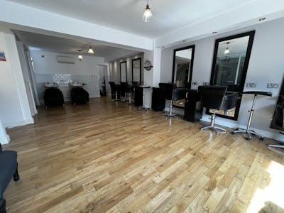8 The Crescent, Spalding, Retail To Let - IMG_1471.jpg