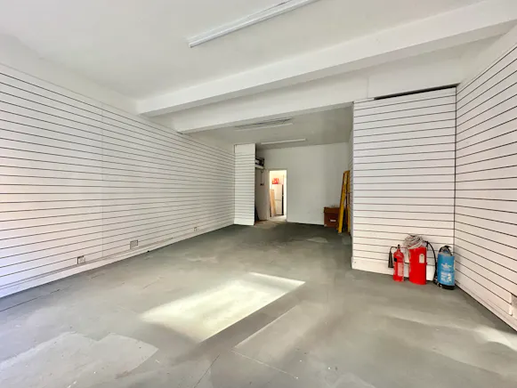 46 High Town Road, Luton, Retail To Let - IMG_9851.JPG