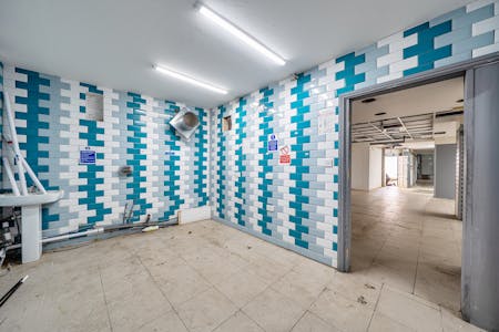 41-43, Cricklewood Broadway, London, Retail To Let - 1431540-6-69bd4c871b5a2.jpg