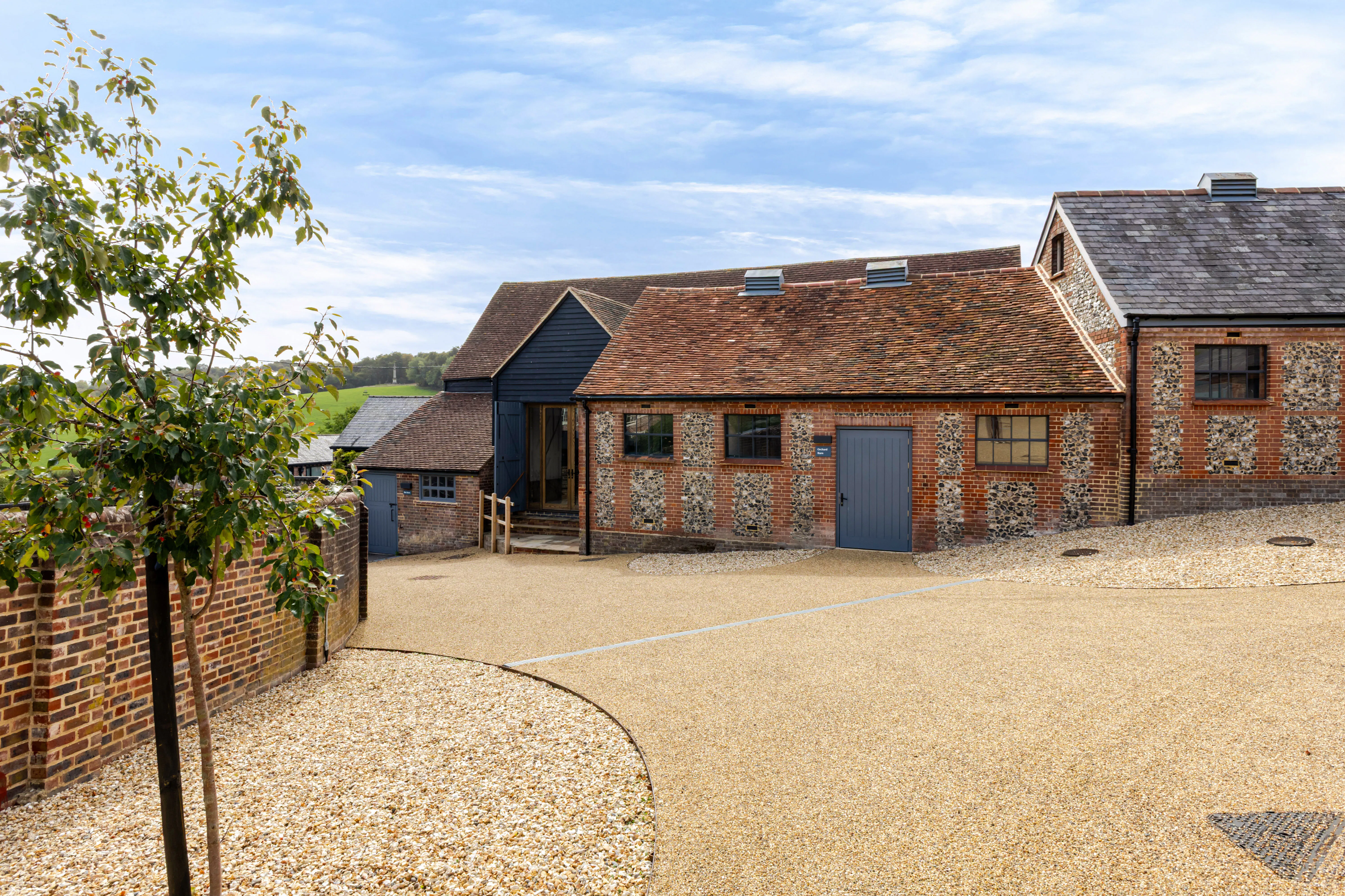Manor Farm Barns, Hughenden Manor Estate, High Wycombe, Offices To Let - 115001 Manor Barn Farms (6).jpg