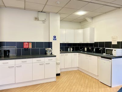 Christchurch House, 40 Upper George Street, Luton, Office To Let - Image 5