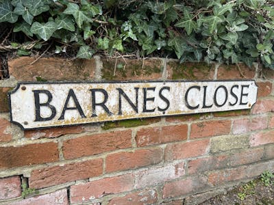 Barnes House, Winchester, Healthcare / Office / Retail For Sale - IMG_3894.JPG