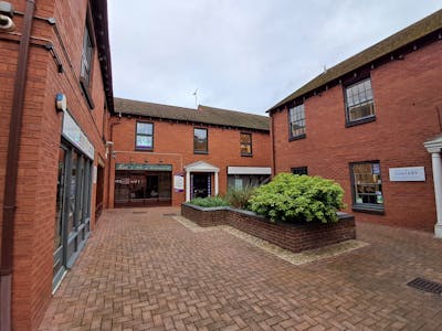 Suite 2, Maiden Lane Centre, Reading, Office To Let - 20251124_145241.jpg