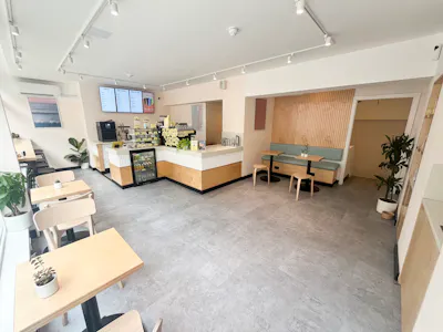 24 Warren Street, London, Retail For Sale - IMG_6845.jpg