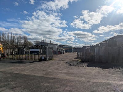 Unit 9 Stubs Industrial Estate, Hollybush Lane, Aldershot, Industrial / Open Storage To Let - PXL_20260224_133619361.jpg