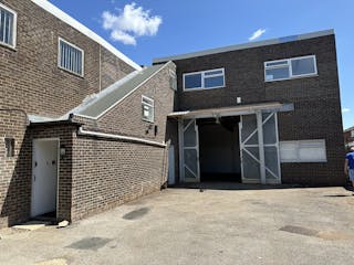 Unit 8, Alexander House, Thame Road, Haddenham, HP17 8BY, Haddenham, Industrial / Office To Let - IMG_1781.jpeg