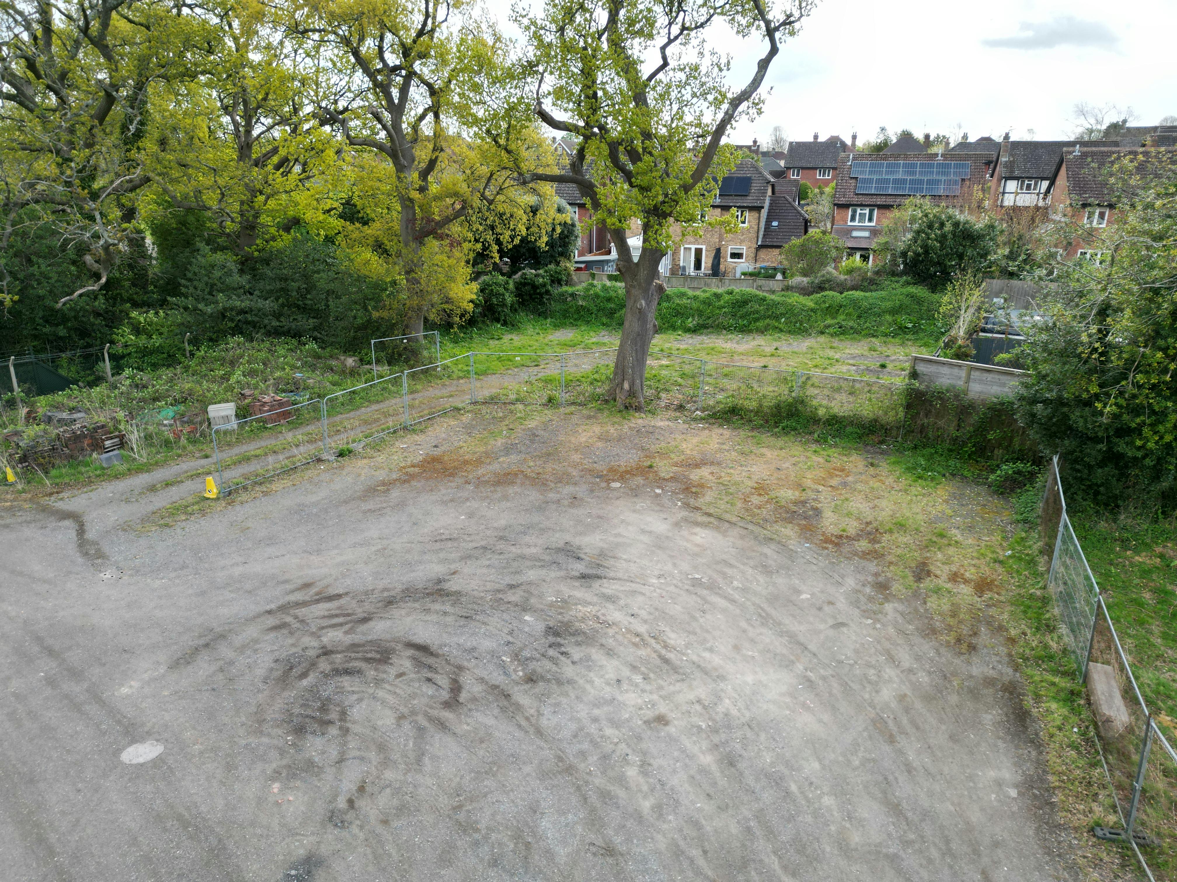 Land adjacent to Former EasiDrive, Searles Yard - DJI_0857.JPG