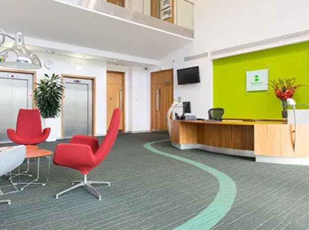 Office in Camberley - photo 3