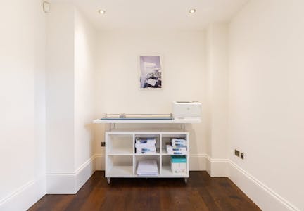 48 Curzon Street, London, Office To Let - 61c5c6233f9e1d68d056cde66c73258dhires48curzonst11.jpg