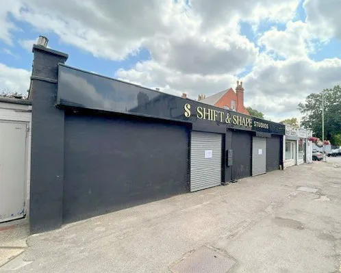 3 High Street, Ascot, Office / Retail To Let - Frontage i.jpg