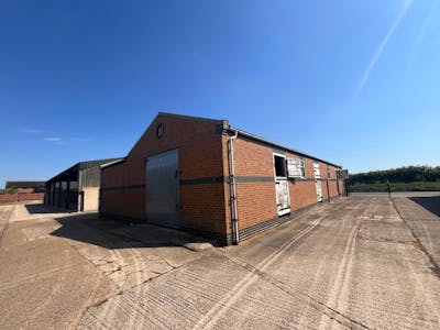 Cavan Farm, Cane End Lane, Aylesbury, Development / E (Commercial / Business / Service) / Industrial For Sale - WhatsApp Image 20250512 at 131213_646b1aab.jpg