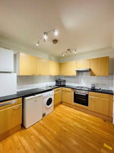 82-84 Seven Sisters Road, Holloway, Investment For Sale - Kitchen.jpg