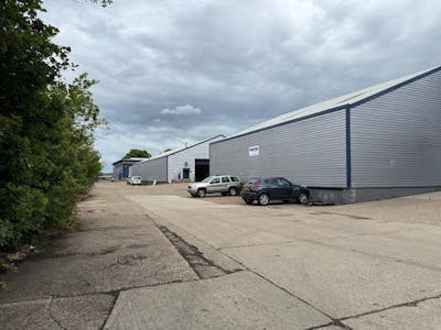 Unit 17 & 18 Progress Business Park, Leigh-On-Sea, Industrial To Let - IMG20250728WA0024.jpg
