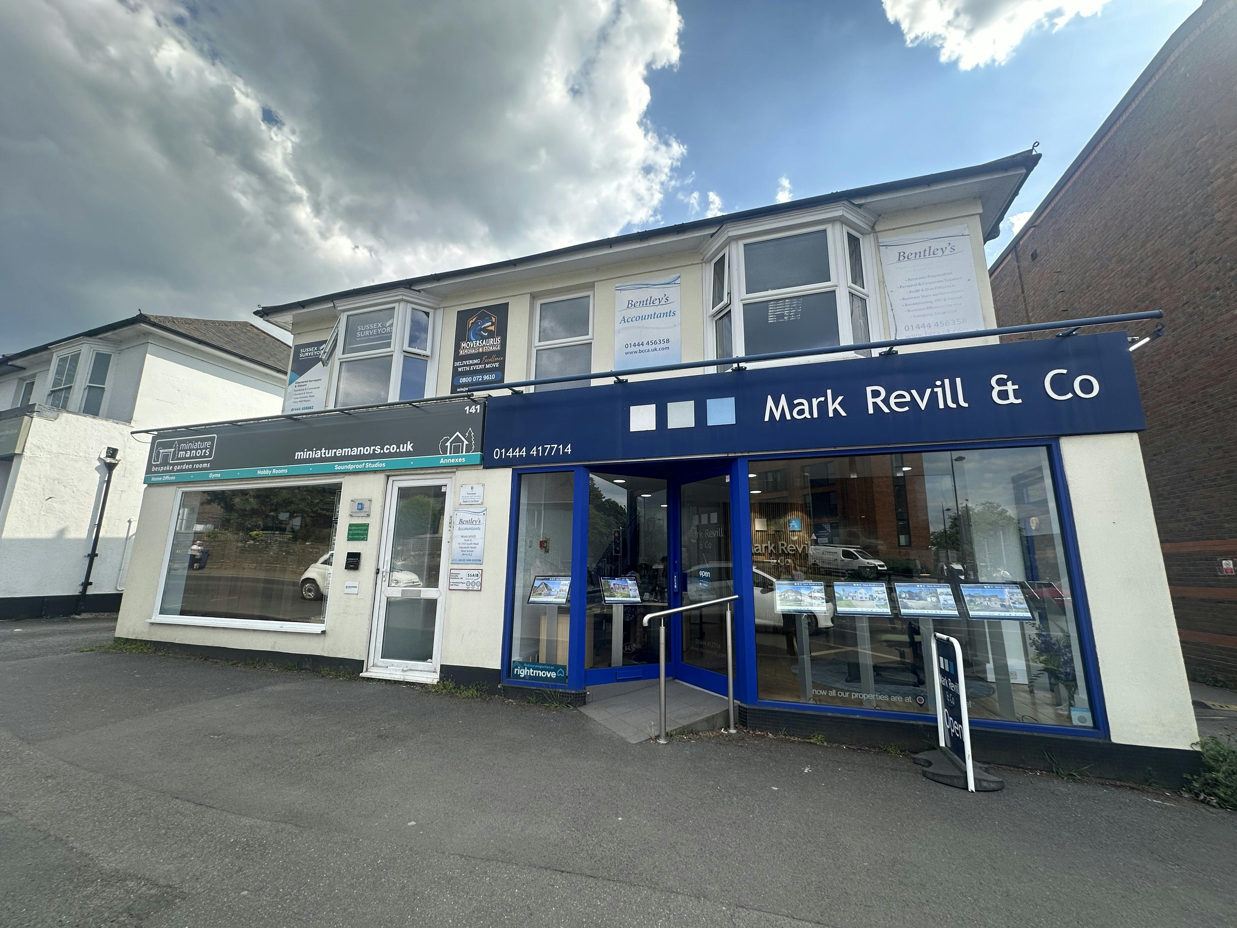 141-143 South Road - IMG_1863 1.jpg