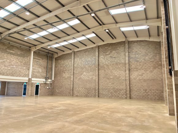 Unit 7 Zodiac Business Park, Uxbridge, Industrial To Let - 7 Zodiac  Warehouse 4.jpg