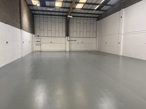 Unit 3, Marketside Industrial Estate, Bristol, Industrial To Let - IMG_8090.JPG