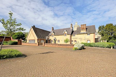 The Stables, New Lodge, Windsor, Office To Let - New Lodge Windsor 1.JPG