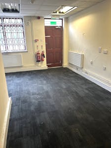 36 Worcester Street, Kidderminster, Office / Retail To Let - p4.jpg