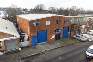 156 Dukes Road, Park Royal, Industrial / Warehouse To Let - 1 Edit 11.jpg - More details and enquiries about this property