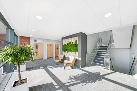 Gateway House, New Chester Road, Wirral, Office To Let - _SPY5825.jpg