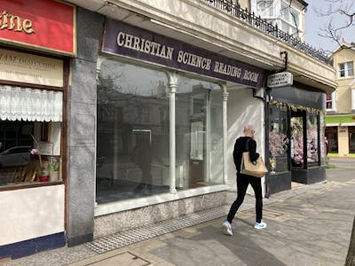 GROUND FLOOR SHOP, 43 Brighton Road, Worthing, Retail To Let - 20210401_124844680_iOS.jpg