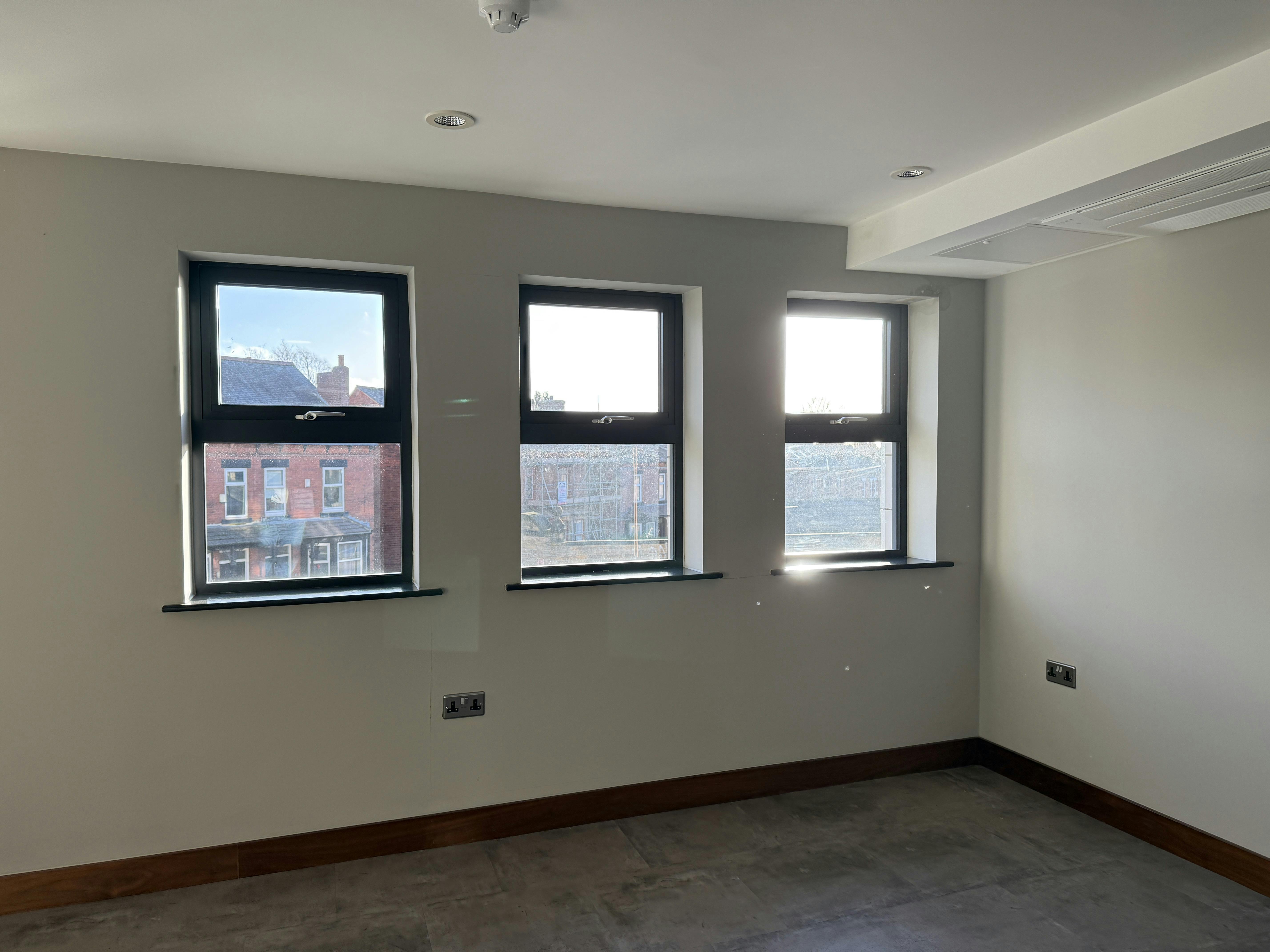 38 North Lane, Leeds, Office To Let - IMG_2169.JPG