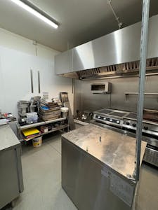 109-111 Broadway, Leigh-On-Sea, Retail To Let - WhatsApp Image 2026-03-04 at 12.57.15 (6).jpeg