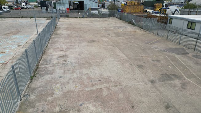 14-16 Maypole Crescent, Erith, Investment / Other To Let - Site 3.JPG