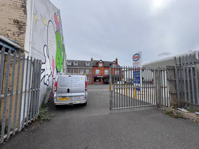 35 East Reach, Taunton, Retail For Sale - IMG_3702.JPG