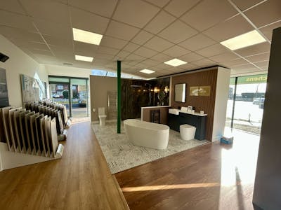 Unit 2, 31 Battlefield Road, Shrewsbury, Showroom To Let - 3