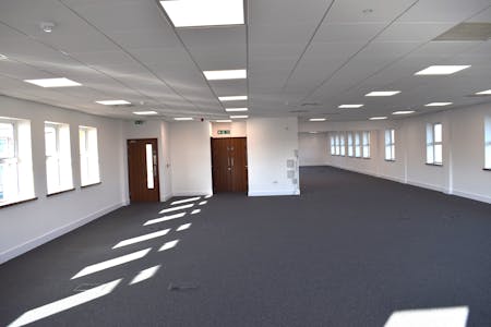 Unit 1 & 2, Cube M4 Business Park, Hambrook, Office To Let / For Sale - DSC_0146.JPG