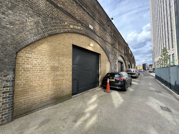 Arches 27 - 30 Miles Street, Vauxhall, Industrial To Let - 20240726_152927378_iOS.jpg