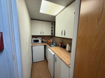 8 Victory Close, Wickford, Industrial To Let - WhatsApp Image 2026-05-07 at 10.26.18.jpeg