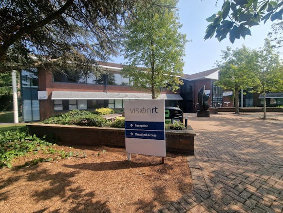 First Floor Unit A The Crescent, Jays Close, Basingstoke, Office To Let - 20250806_104612.jpg
