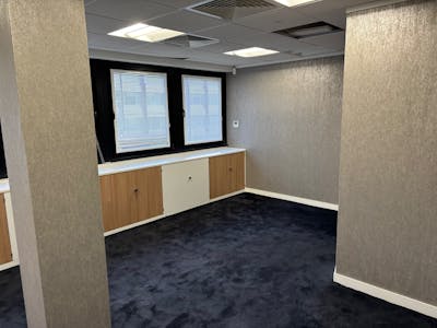 53A Theobald Street, Borehamwood, Office To Let - 4.jpg