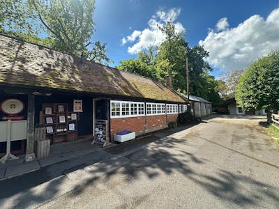 The Bakery, The Stables, Long Crendon Manor, Long Crendon, Retail To Let - IMG_5229.jpeg