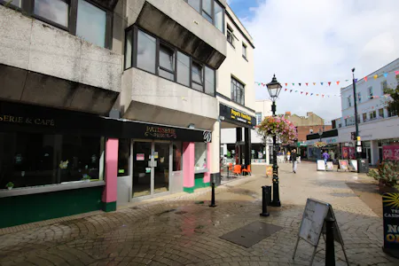32 Hill Street, Poole, Retail - In Town To Let - IMG_5564.JPG